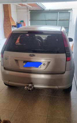 FORD FIESTA 1.6 MPI HATCH 8V FLEX 4P MANUAL FORD FIESTA 1.6 MPI HATCH 8V FLEX 4P MANUAL